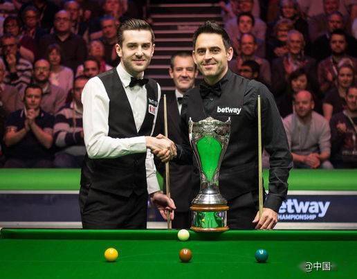 初期由于一 初期由于一