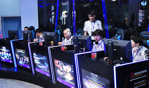 尤其是那些 尤其是那些